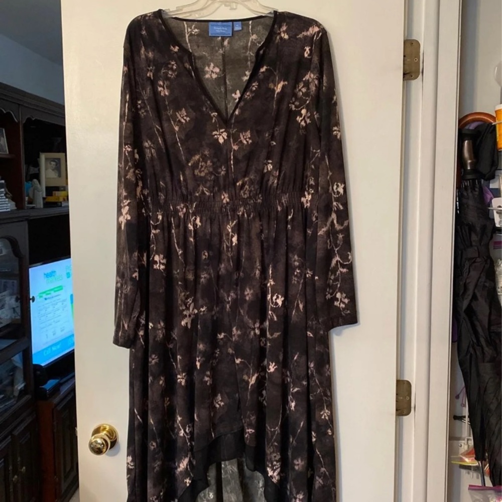 Simply vera vera Wang slight hi lo dress size XL